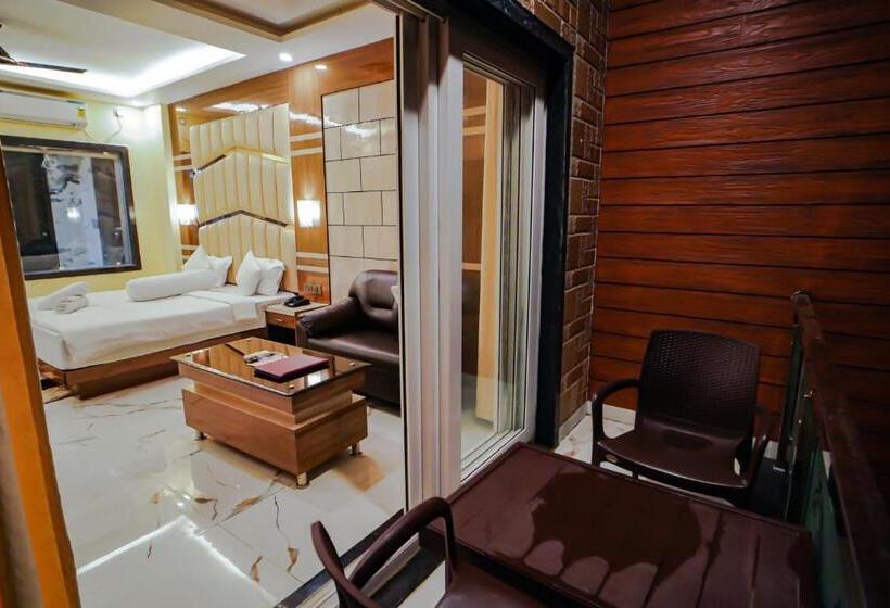 חדר דלוקס נוף לים, Sea Star Spa Resort On Beach