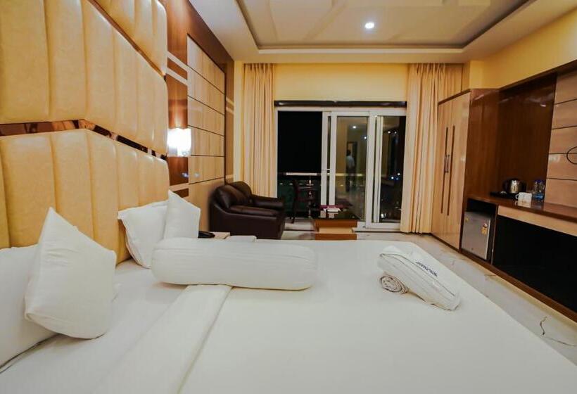 חדר דלוקס נוף לים, Sea Star Spa Resort On Beach