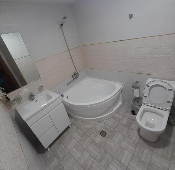 חדר סטנדרט לשלושה, Amina Hotel Boutique