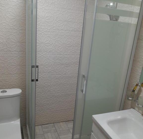 חדר סטנדרט לשלושה, Amina Hotel Boutique