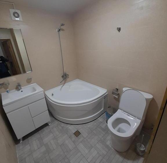 اتاق استاندارد سه نفره, Amina Hotel Boutique