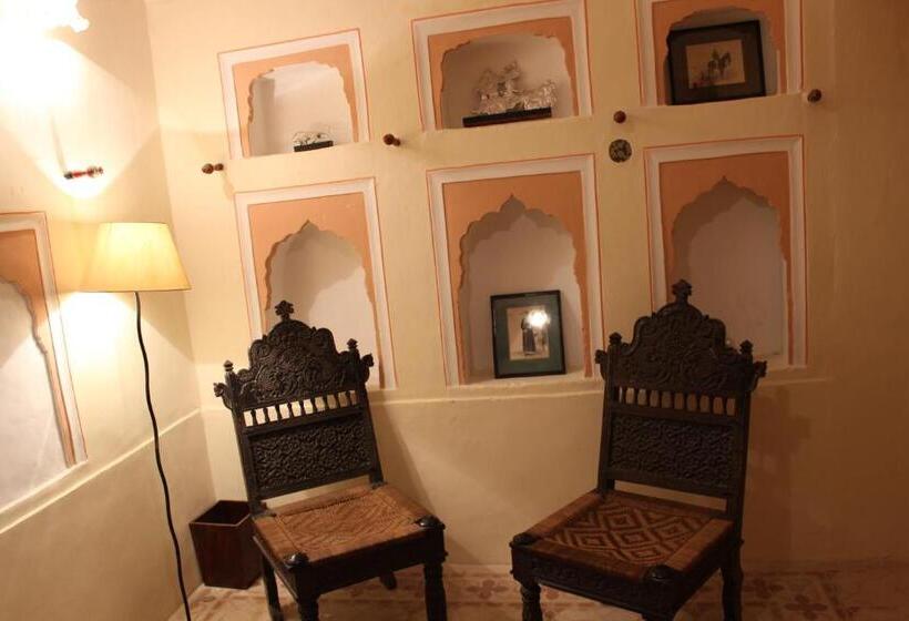 Quarto Estandar, Dundlod Fort