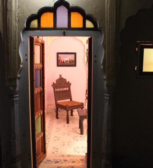 Quarto Estandar, Dundlod Fort