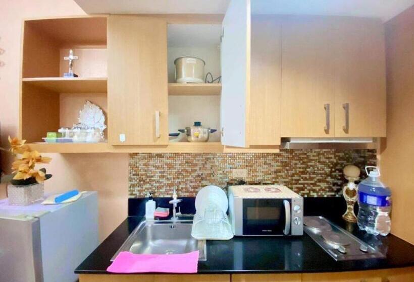 Chambre Familiale, Macc Staycation Shell Residences Moa