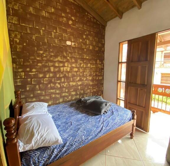 스탠다드 발코니 룸, Hostal Cabecirrufa