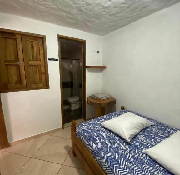 스탠다드 발코니 룸, Hostal Cabecirrufa