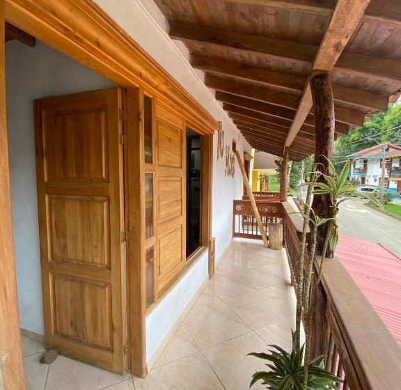 스탠다드 발코니 룸, Hostal Cabecirrufa