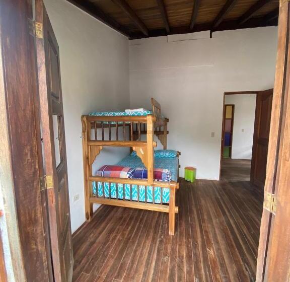 스탠다드 룸, Hostal Cabecirrufa