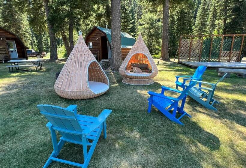 Апартаменты 2 Спальни, Triple G’s Resort   Cabin 11
