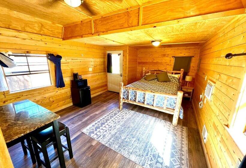 ２ベッドルームアパートメント, Triple G’s Resort   Cabin 11