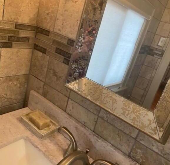 اتاق استاندارد, Antique1242 British Bed & Breakfast