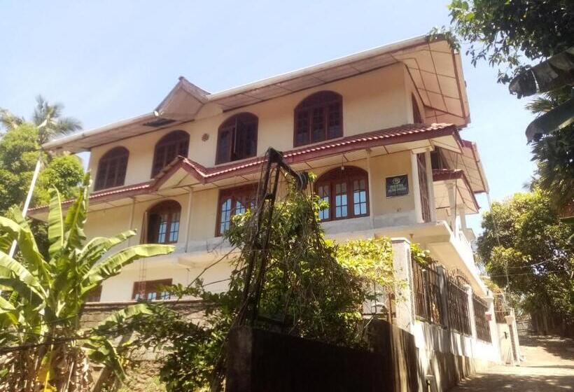 スタンダードルーム, Blue Moon