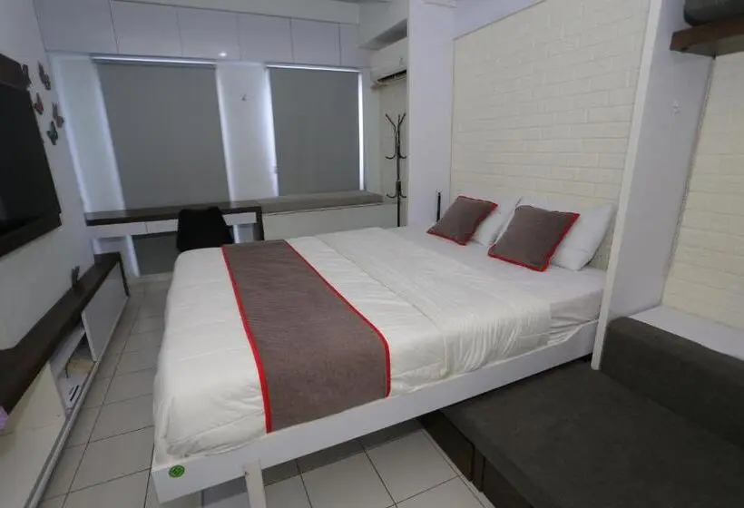 デラックスルーム, Capital O 93490 Yubi Room Patraland