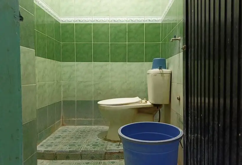 スタンダードルーム, Oyo 93538 Millow Kost
