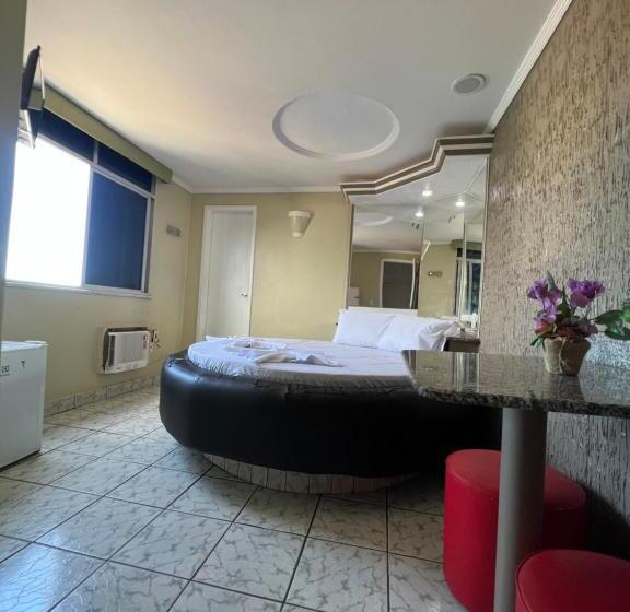 غرفة قياسية, Paradise