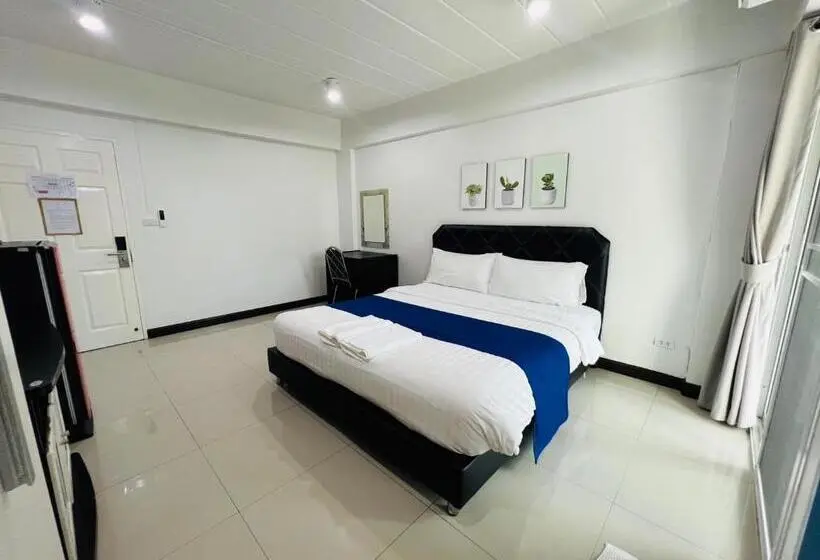 اتاق لوکس با تخت بزرگ, The Sceneสุพรรณบุรี