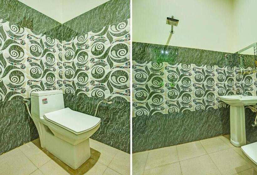 Трехместный Номер Классика, Oyo Hotel Patiala