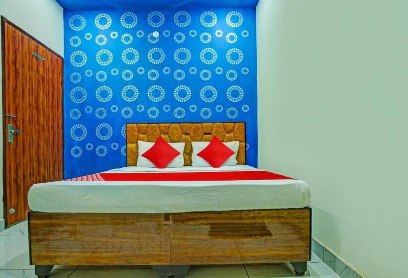 Трехместный Номер Классика, Oyo Hotel Patiala