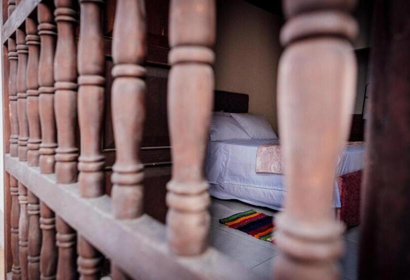 패밀리 룸, Casa De Las Flores