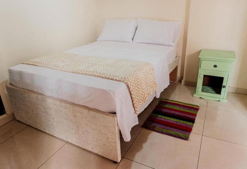 4인용 스탠다드 룸, Casa De Las Flores