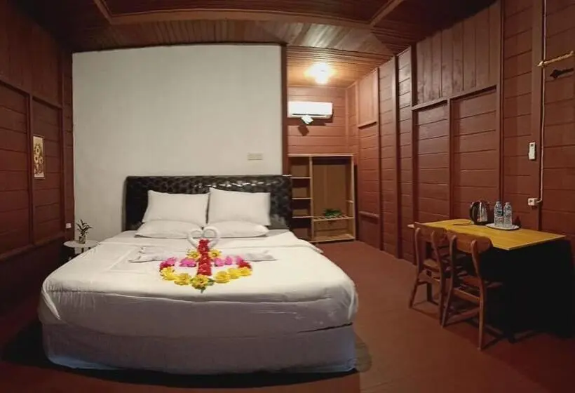 スタンダードインサイドビュールーム, Raflow Resort Raja Ampat