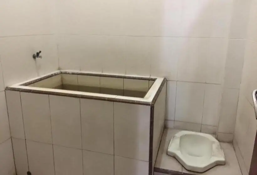 Economy-huone, Spot On 93530 Sawang Sana Motel Syariah