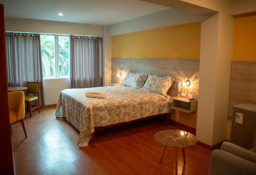 סוויטה, Sudamericana Inn