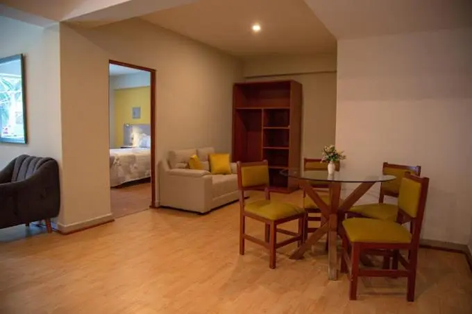 ファミリールーム, Sudamericana Inn
