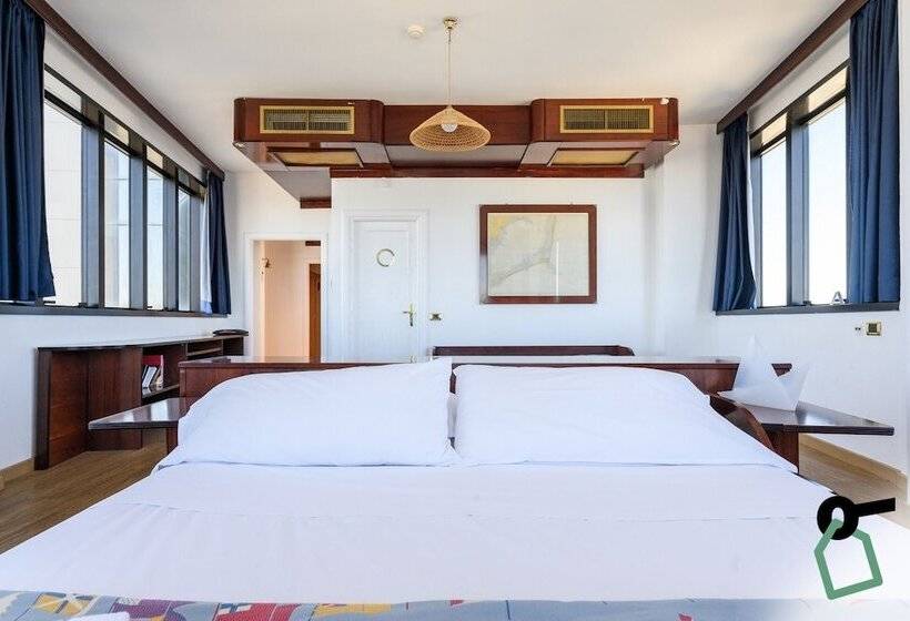 Четырехместный Номер Superior, Hotiday Room Collection Gallipoli Porto