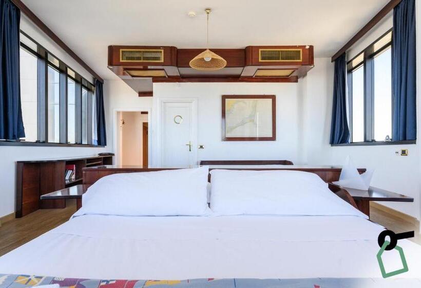 Четырехместный Номер Superior, Hotiday Room Collection Gallipoli Porto