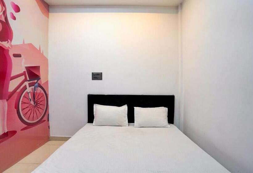 غرفة كلاسيكية ثلاثية, Oyo 82171 The Love Bird Hotel & Cafe