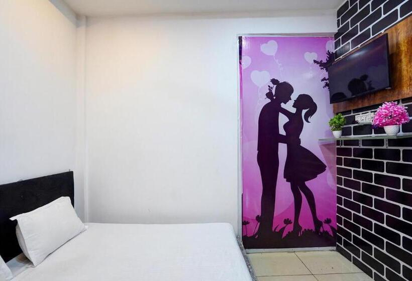 غرفة كلاسيكية ثلاثية, Oyo 82171 The Love Bird Hotel & Cafe