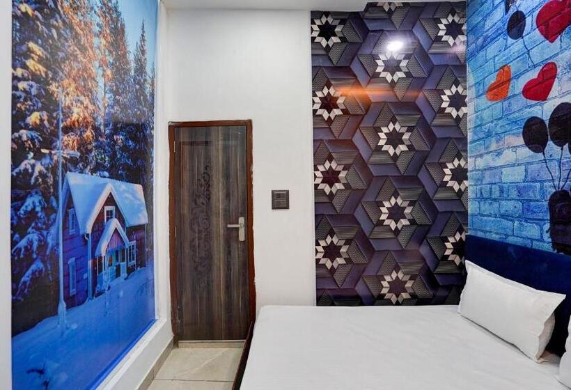 غرفة كلاسيكية ثلاثية, Oyo 82171 The Love Bird Hotel & Cafe