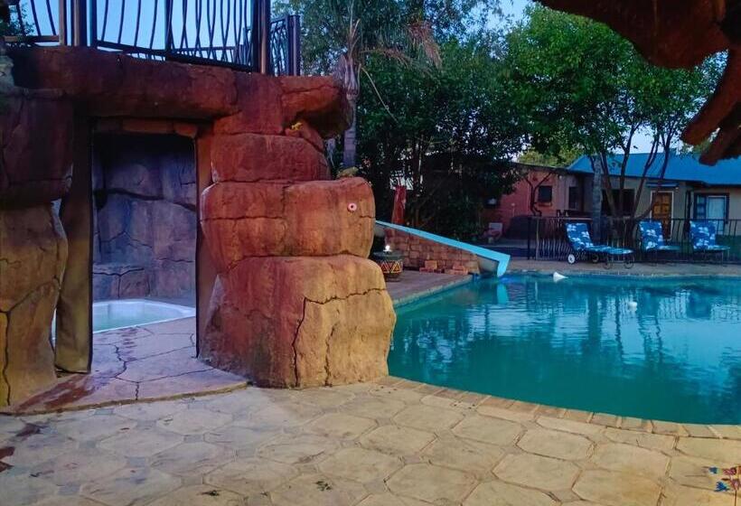 Family Suite, Clyde S On Dale Guest House