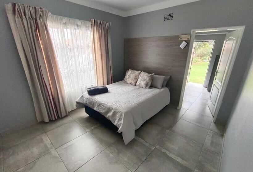 Номер Superior, Clyde S On Dale Guest House