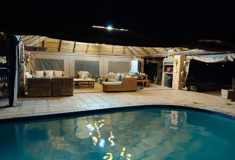 Полулюкс Повышенной Комфортности, Clyde S On Dale Guest House