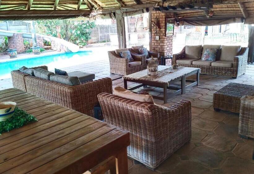 Family Suite, Clyde S On Dale Guest House