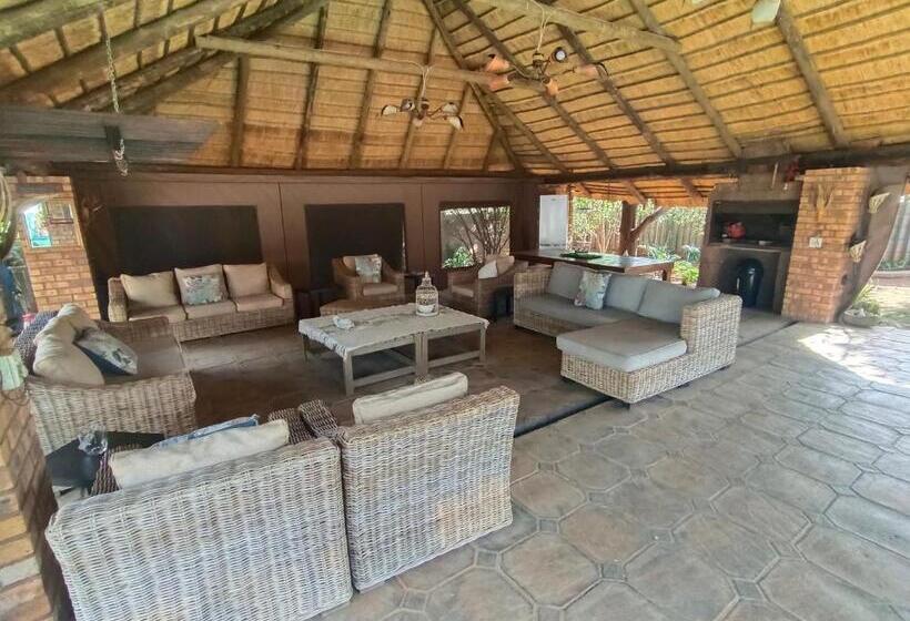 Номер Deluxe, Clyde S On Dale Guest House