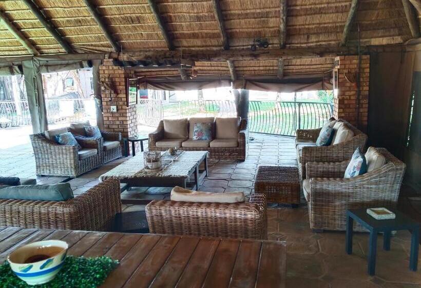 Номер Deluxe, Clyde S On Dale Guest House