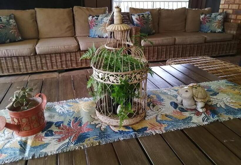 Номер Superior, Clyde S On Dale Guest House