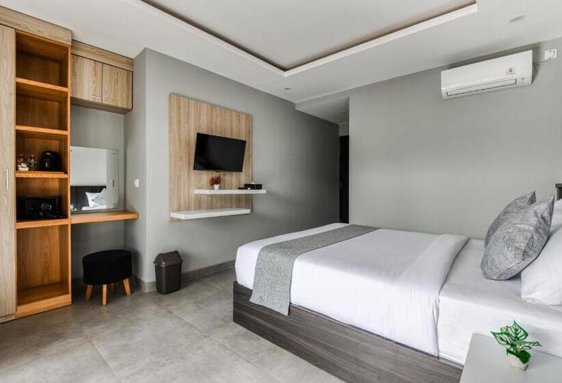 Номер Стандарт, Djenek Seminyak