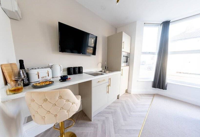 침실 1개 디럭스 아파트, Bowles Hotels