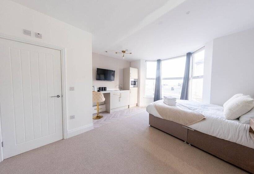 침실 1개 디럭스 아파트, Bowles Hotels