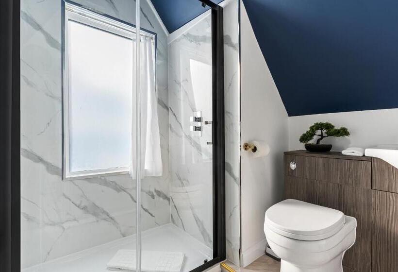 1침실 펜트하우스 아파트, Bowles Hotels