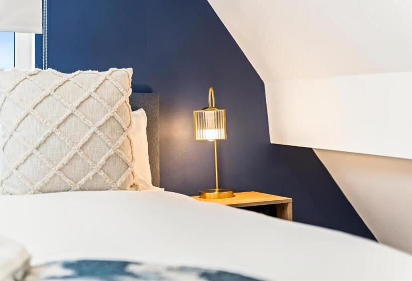 1침실 펜트하우스 아파트, Bowles Hotels