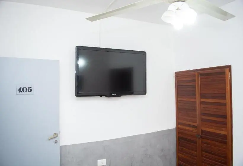 Deluxe Kolmen Hengen Huone, Claro De Luna Hotel Centro