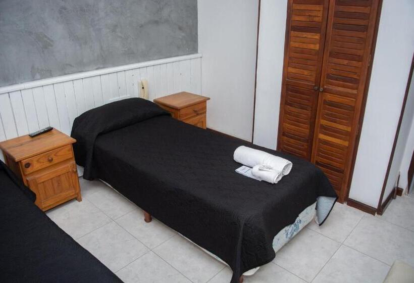 经济房, Claro De Luna Hotel Centro