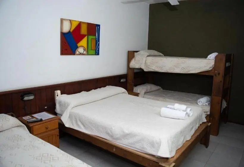 Perhehuone, Claro De Luna Hotel Centro