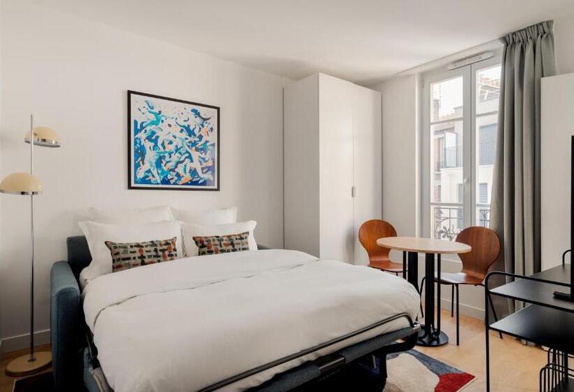 إستوديو قياسى, Emilie Homes   Clichy