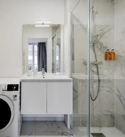 Superior-studio, Emilie Homes   Clichy